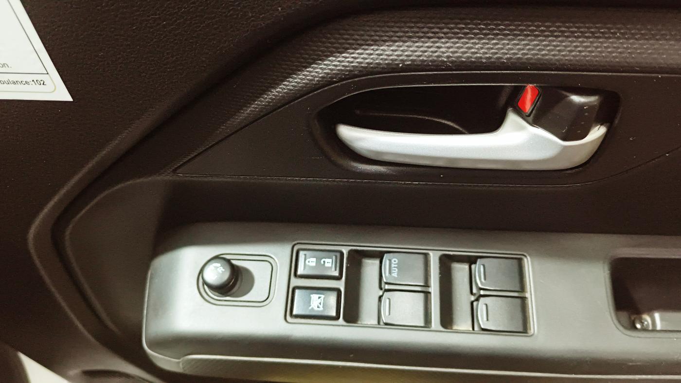 2024 Maruti New Wagon-R VXI CNG 1.0, CNG, Manual, 30,871 km, Driver Side Door Panels Control