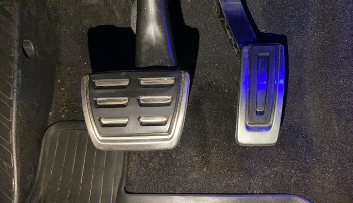 2023 Skoda Kodiaq L&K, Petrol, Automatic, 44,599 km, Pedals