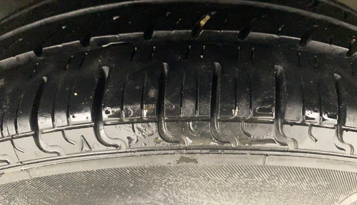 2021 Hyundai GRAND I10 NIOS MAGNA 1.2 KAPPA VTVT, Petrol, Manual, 84,617 km, Left Rear Tyre Tread