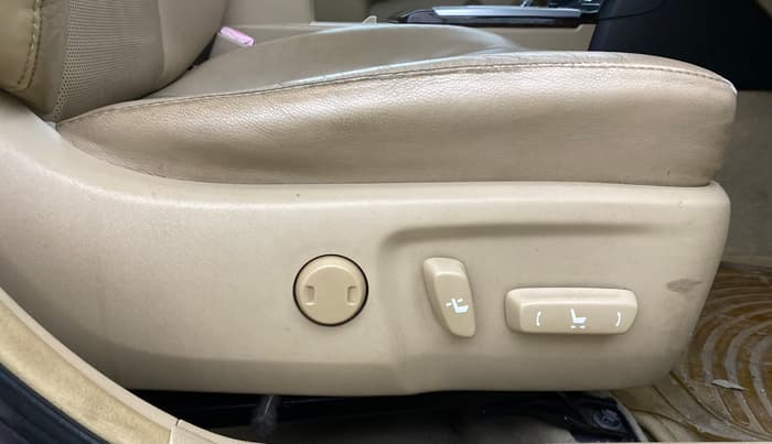 2014 Toyota Camry HYBRID, Hybrid, Automatic, 36,147 km, Driver Side Adjustment Panel