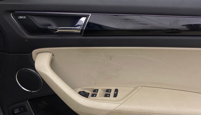 2023 Skoda Kodiaq L&K, Petrol, Automatic, 26,207 km, Driver Side Door Panels Control