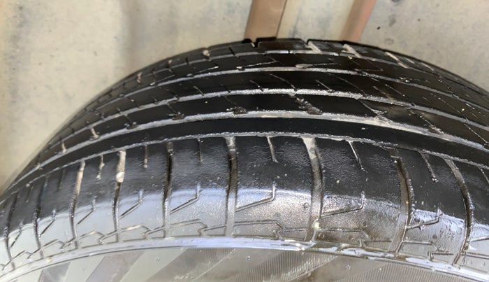 2019 MG HECTOR SHARP 2.0 DIESEL, Diesel, Manual, 43,998 km, Right Rear Tyre Tread