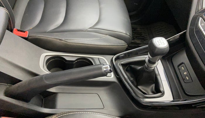 2019 MG HECTOR SHARP 2.0 DIESEL, Diesel, Manual, 43,998 km, Gear Lever