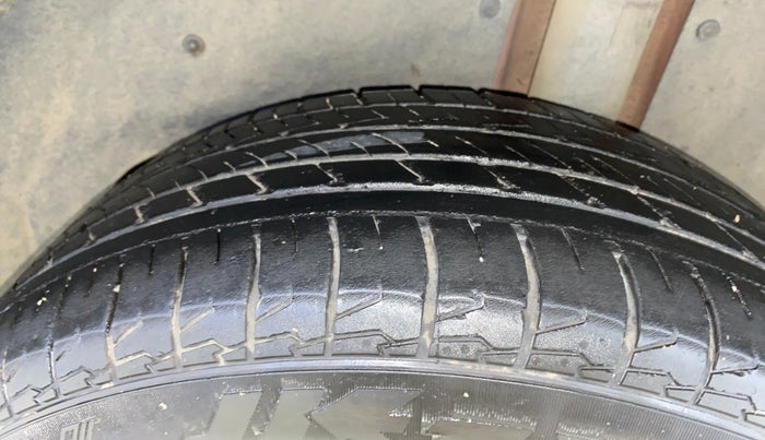 2019 MG HECTOR SHARP 2.0 DIESEL, Diesel, Manual, 43,998 km, Left Rear Tyre Tread