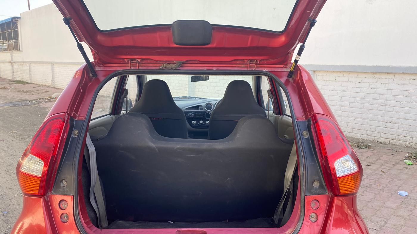 2016 Datsun Redi Go S, Petrol, Manual, 1,33,503 km, Boot Inside