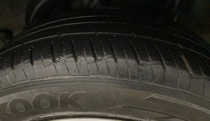 2019 Hyundai Verna 1.4 E PETROL, Petrol, Manual, 42,482 km, Left Rear Tyre Tread