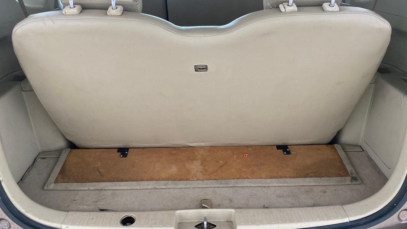 2015 Maruti Ertiga VXI, Petrol, Manual, 39,595 km, Boot Inside