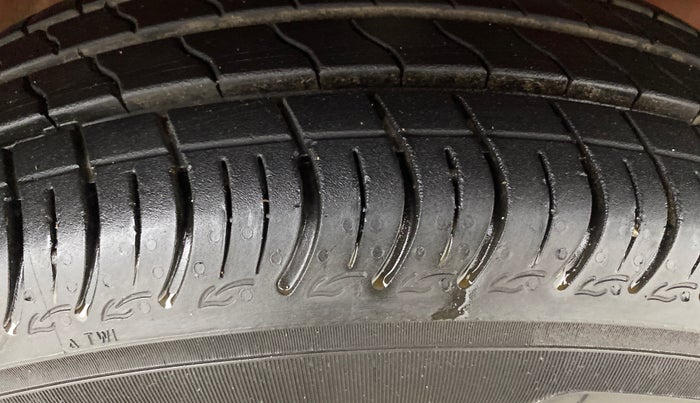 2025 Maruti S PRESSO VXI, Petrol, Manual, 4,725 km, Right Front Tyre Tread