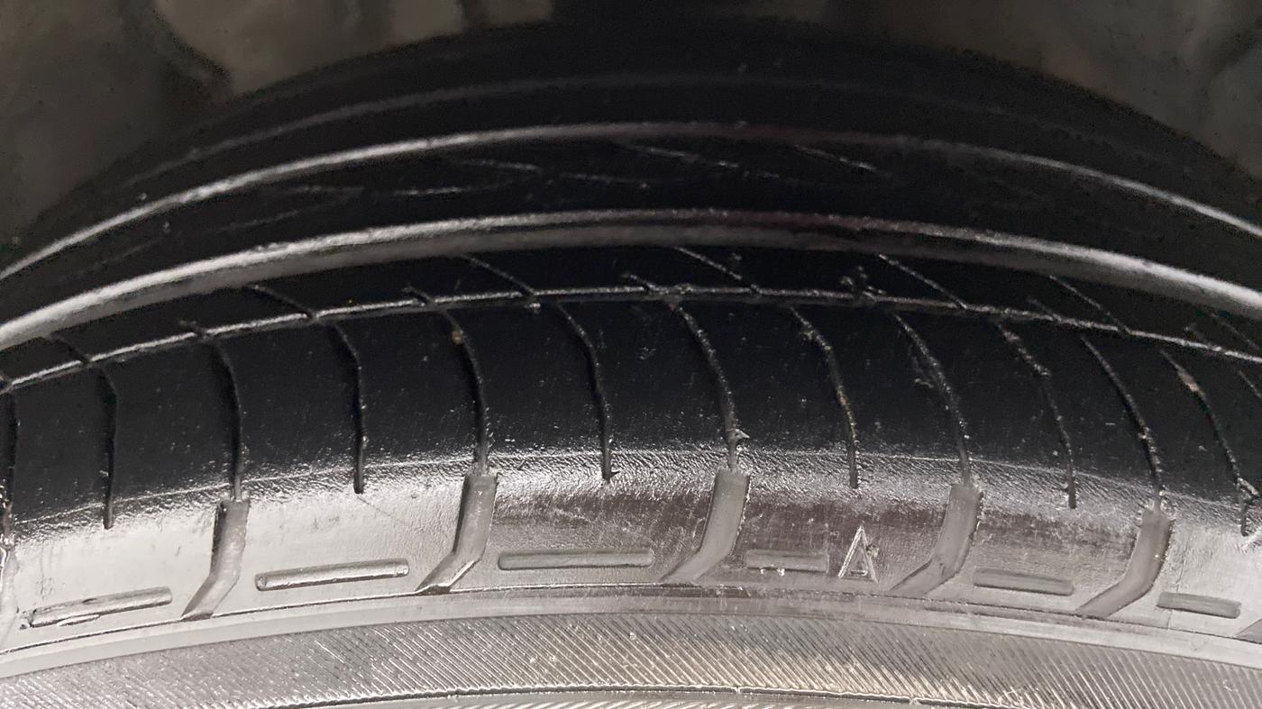 2019 Honda Civic ZX CVT PETROL, Petrol, Automatic, 10,191 km, Right Front Tyre Tread