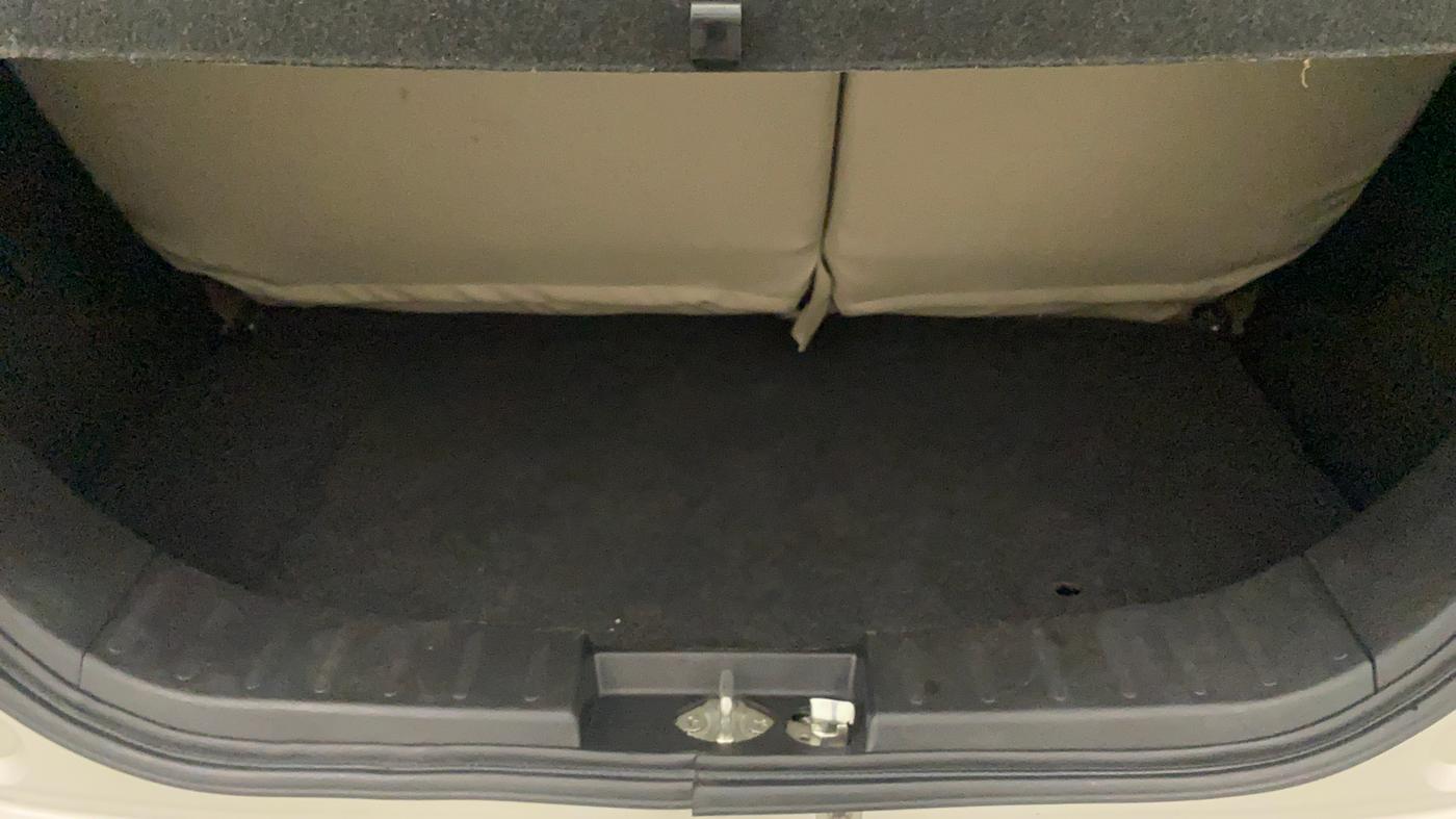 2015 Maruti Wagon R 1.0 VXI, Petrol, Manual, 40,716 km, Boot Inside