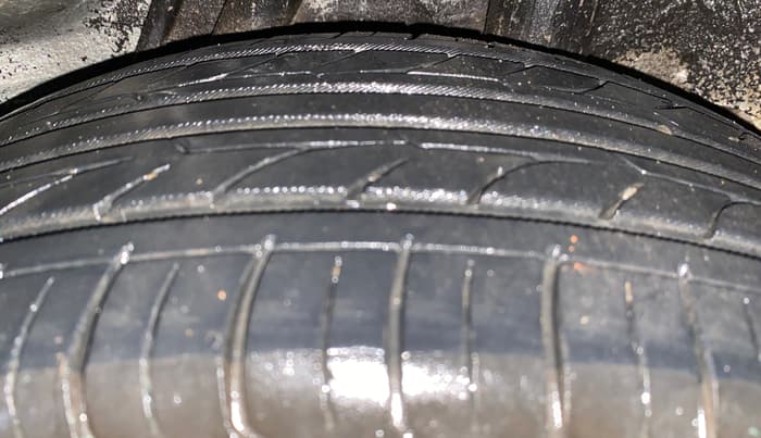 2018 Honda BR-V 1.5L I-VTEC V, Petrol, Manual, 48,233 km, Left Rear Tyre Tread