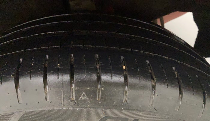 2017 Maruti Baleno ALPHA PETROL 1.2, Petrol, Manual, 16,230 km, Left Rear Tyre Tread
