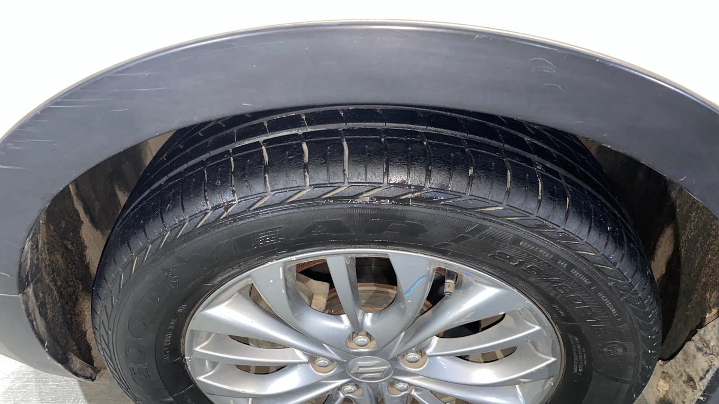 2017 Maruti S Cross ZETA 1.3, Diesel, Manual, 93,148 km, Left Front Tyre Tread