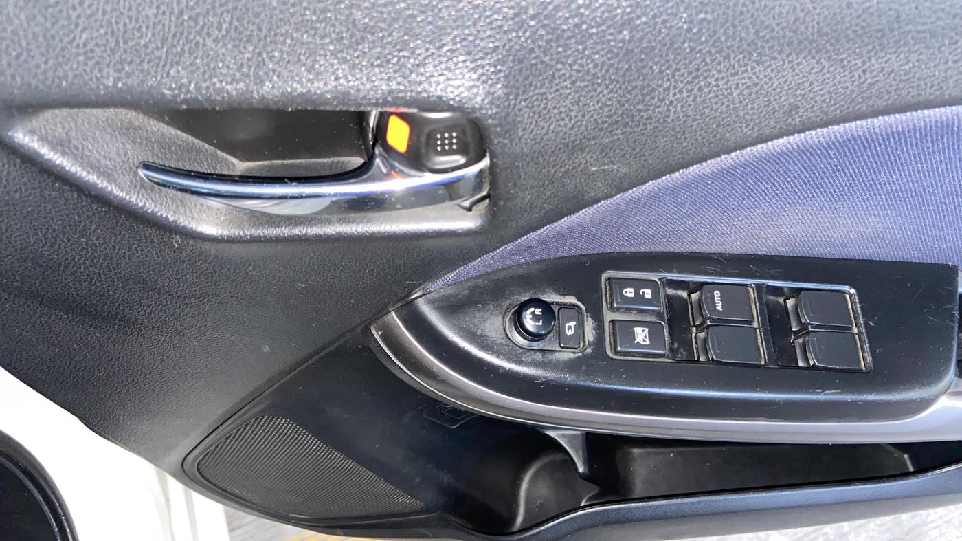 2020 Maruti Baleno DELTA PETROL 1.2, Petrol, Manual, 70,454 km, Driver Side Door Panels Control