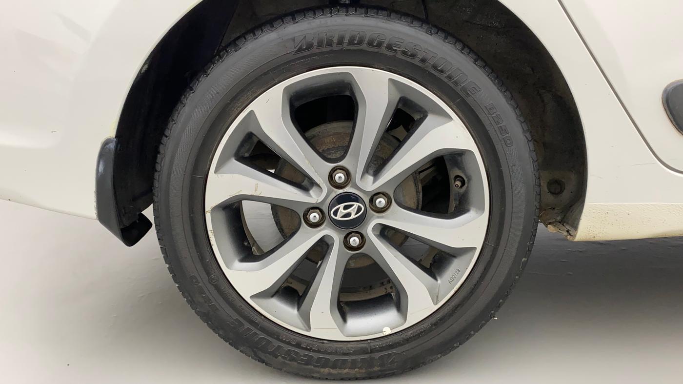 2014 Hyundai Xcent SX AT 1.2 (O), Petrol, Automatic, 91,339 km, Right Rear Wheel