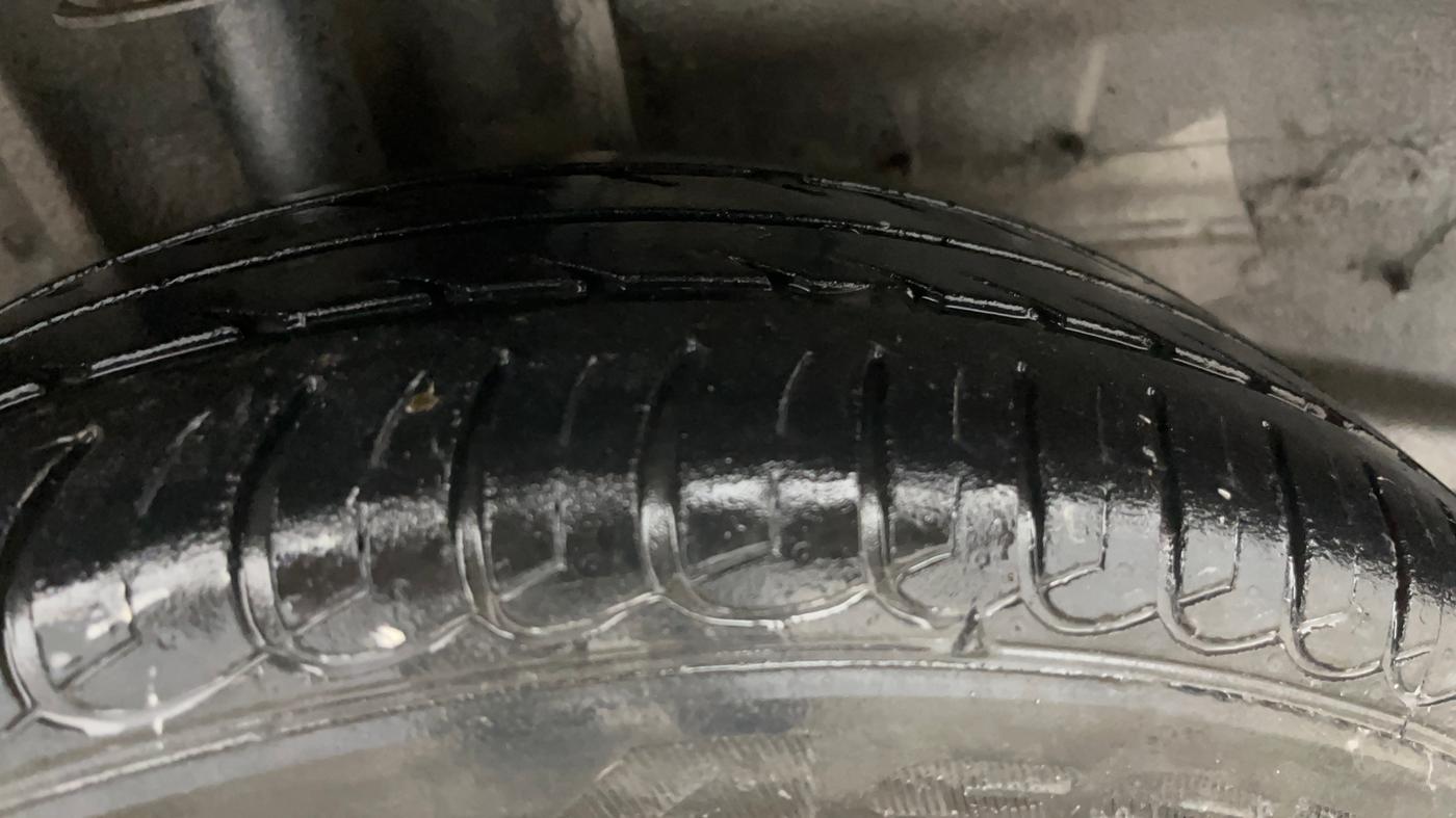 2018 Tata Tiago XT PETROL, Petrol, Manual, 75 km, Right Rear Tyre Tread