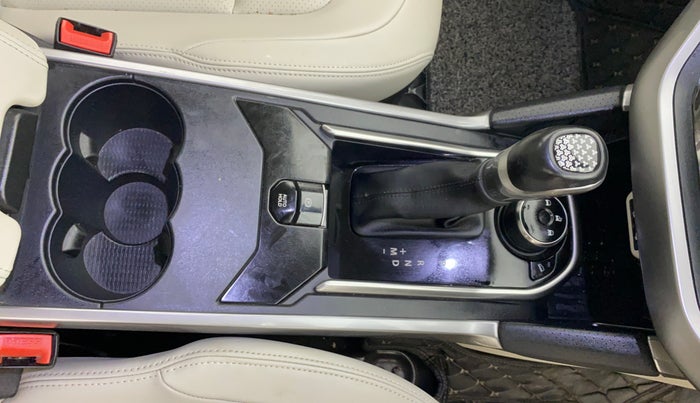 2021 Tata Safari XZA, Diesel, Automatic, 28,091 km, Gear Lever