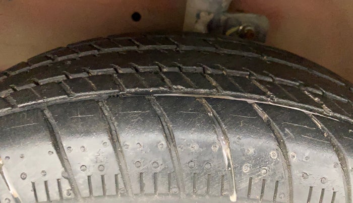2016 Maruti Celerio ZXI AMT, Petrol, Automatic, 38,233 km, Left Front Tyre Tread