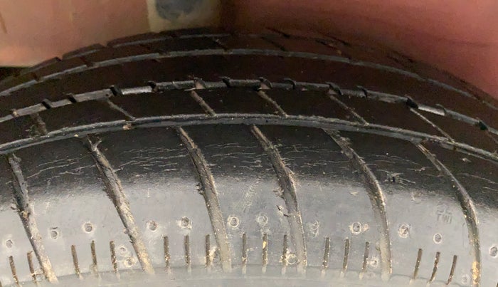 2016 Maruti Celerio ZXI AMT, Petrol, Automatic, 38,233 km, Right Rear Tyre Tread
