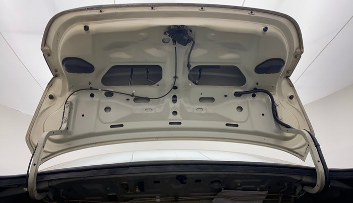 2015 Maruti Ciaz ZXI, Petrol, Manual, 81,778 km, Boot Door Open