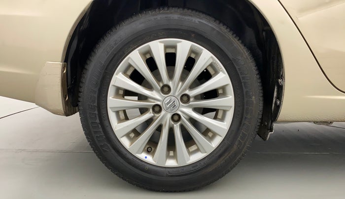 2015 Maruti Ciaz ZXI, Petrol, Manual, 81,778 km, Right Rear Wheel