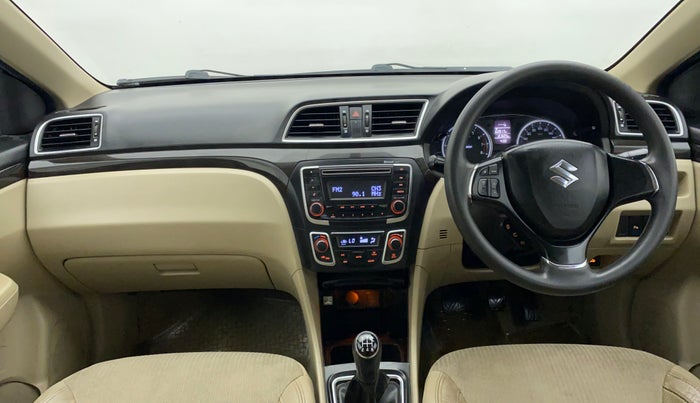 2015 Maruti Ciaz ZXI, Petrol, Manual, 81,778 km, Dashboard