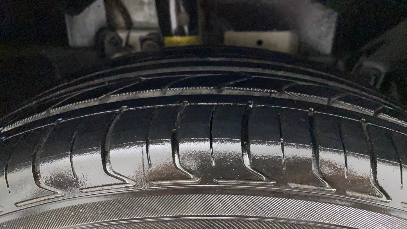 2019 Ford Ecosport TITANIUM + 1.5L PETROL AT, Petrol, Automatic, 55,609 km, Right Front Tyre Tread