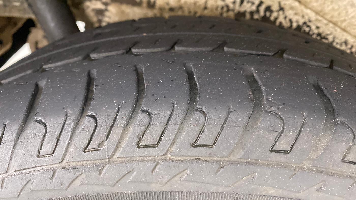 2018 Maruti Wagon R 1.0 VXI, Petrol, Manual, 71,071 km, Right Rear Tyre Tread