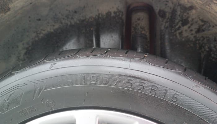 2017 Maruti Ciaz ALPHA 1.4 PETROL, Petrol, Manual, 66,592 km, Left Rear Tyre Tread