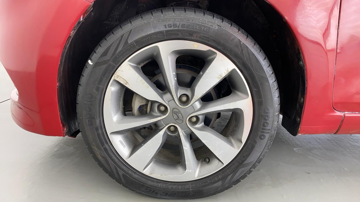 2015 Hyundai Elite i20 ASTA 1.2, Petrol, Manual, 16,680 km, Left Front Wheel