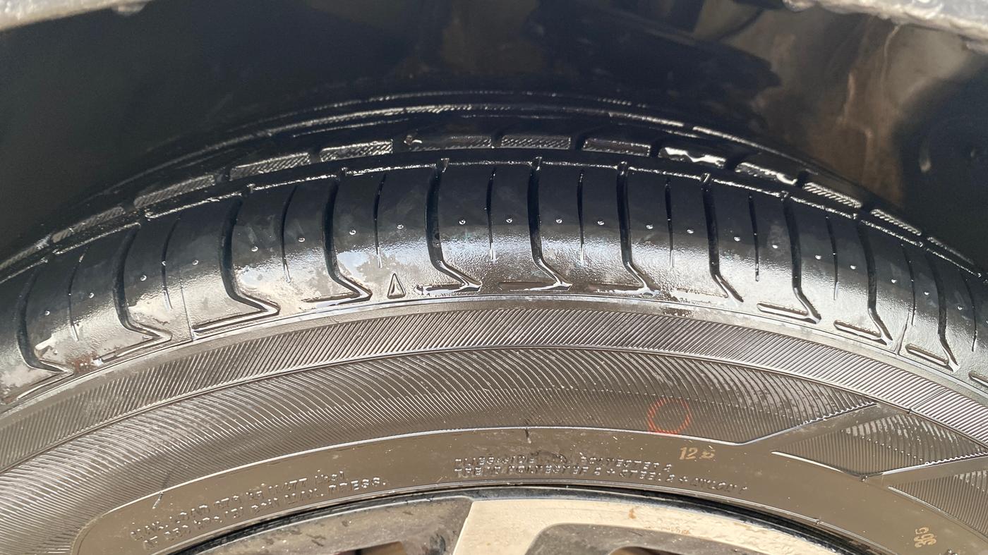 2022 MG ASTOR SHARP 1.3 TURBO AT, Petrol, Automatic, 47,678 km, Left Front Tyre Tread