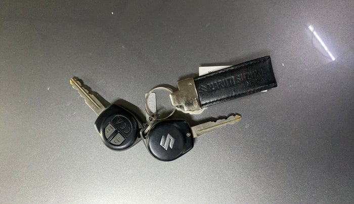 2018 Maruti Ciaz DELTA 1.4 MT PETROL, Petrol, Manual, 30,229 km, Key Close Up