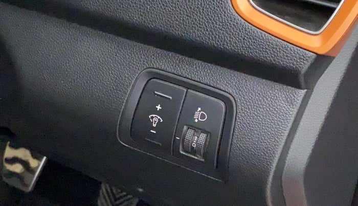 2017 Hyundai i20 Active 1.2 SX, Petrol, Manual, 61,047 km, Dashboard - Headlight height adjustment not working