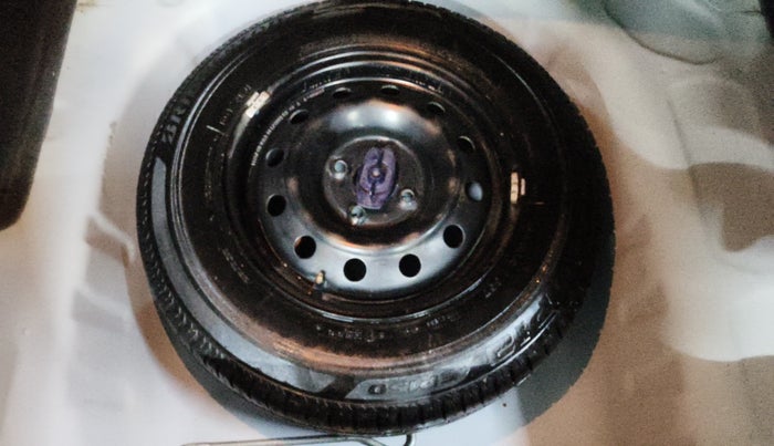 2020 Maruti Dzire VXI, Petrol, Manual, 26,604 km, Spare Tyre