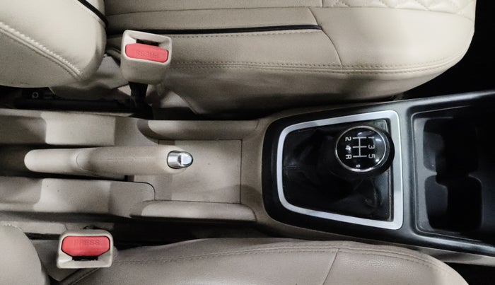 2020 Maruti Dzire VXI, Petrol, Manual, 26,604 km, Gear Lever