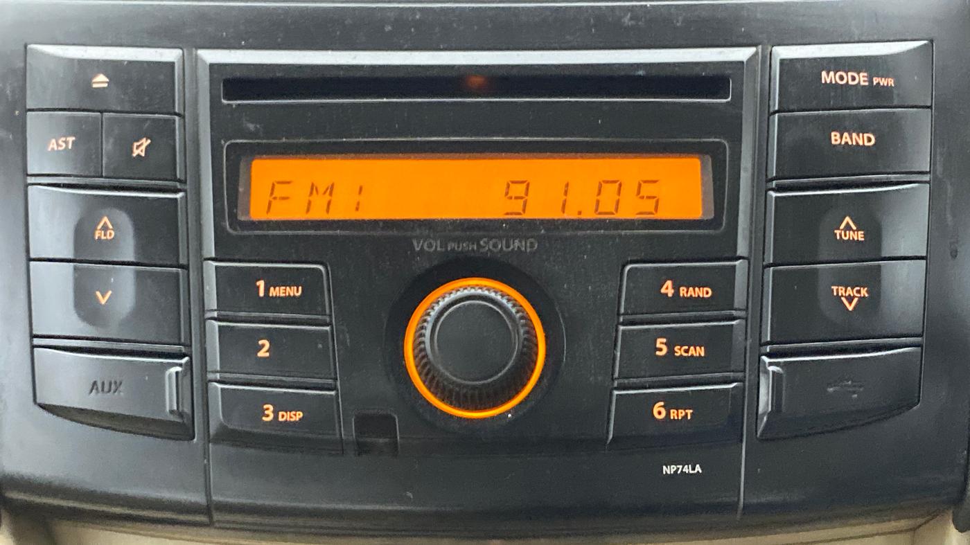 2013 Maruti Swift Dzire VXI, Petrol, Manual, 99,412 km, Infotainment System