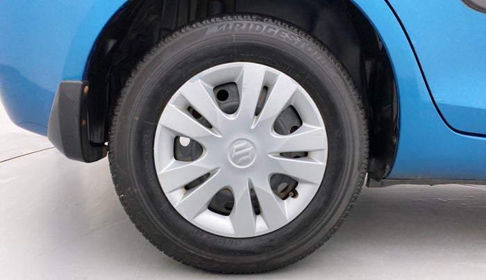 2013 Maruti Swift Dzire VXI, Petrol, Manual, 99,412 km, Right Rear Wheel