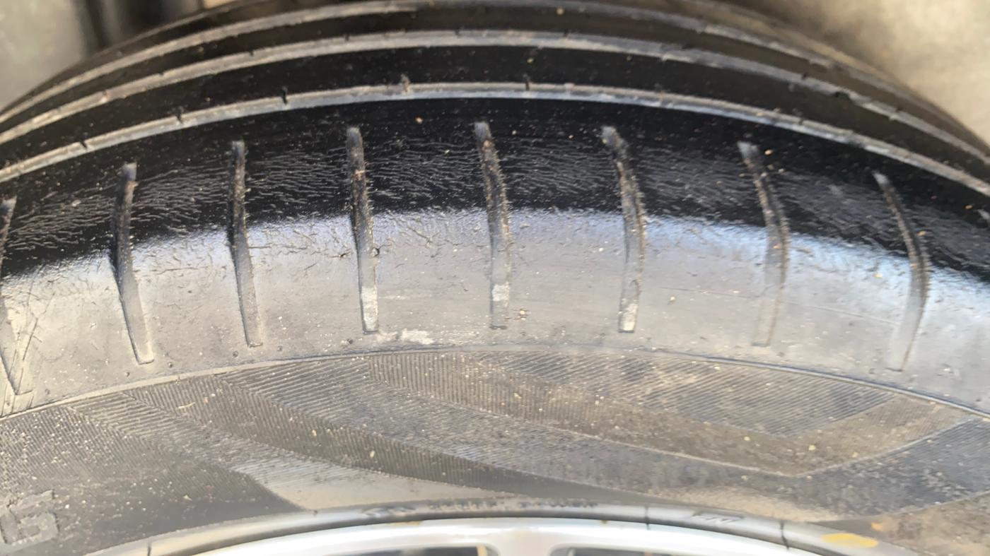 2022 Maruti Dzire ZXI Plus AMT, Petrol, Automatic, 83,904 km, Right Rear Tyre Tread