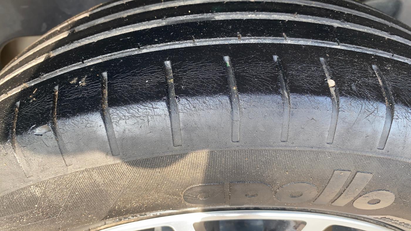 2022 Maruti Dzire ZXI Plus AMT, Petrol, Automatic, 83,904 km, Left Rear Tyre Tread