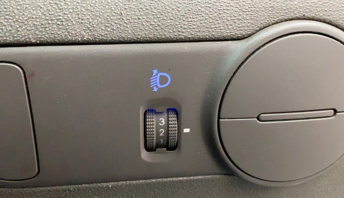 2011 Hyundai i10 SPORTZ 1.2, Petrol, Manual, 42,173 km, Dashboard - Headlight height adjustment not working