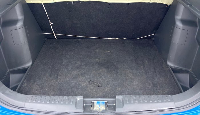 2017 Maruti Vitara Brezza VDI, Diesel, Manual, 48,249 km, Boot Inside