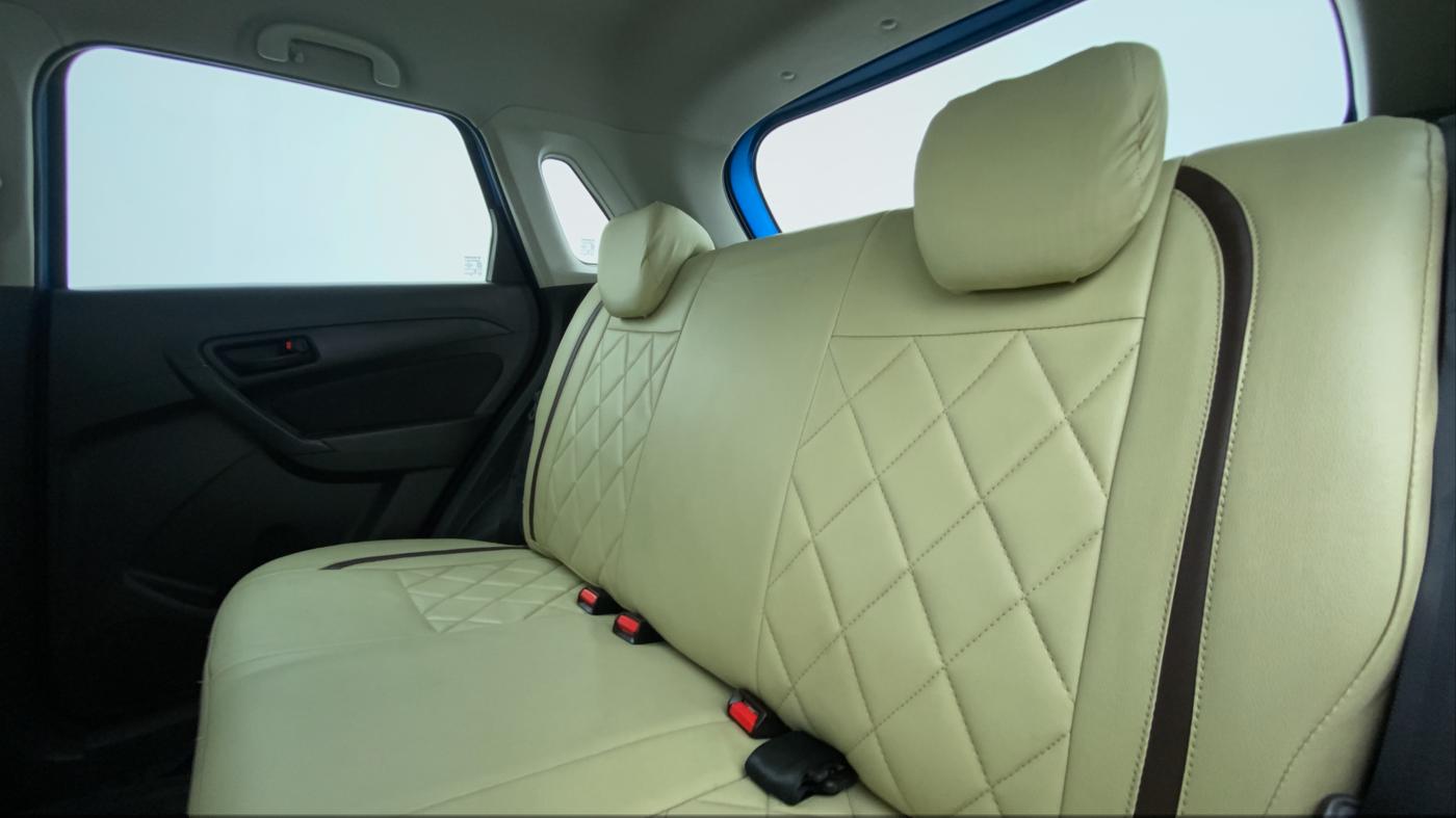 2017 Maruti Vitara Brezza VDI, Diesel, Manual, 48,249 km, Right Side Rear Door Cabin