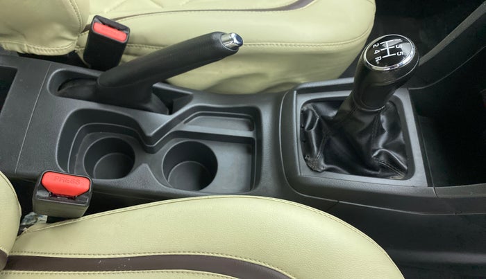2017 Maruti Vitara Brezza VDI, Diesel, Manual, 48,249 km, Gear Lever
