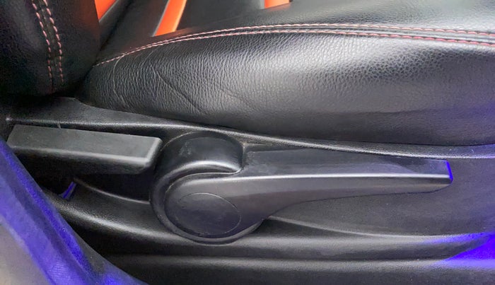 2018 Tata Tiago XZ PETROL, Petrol, Manual, 39,684 km, Driver Side Adjustment Panel