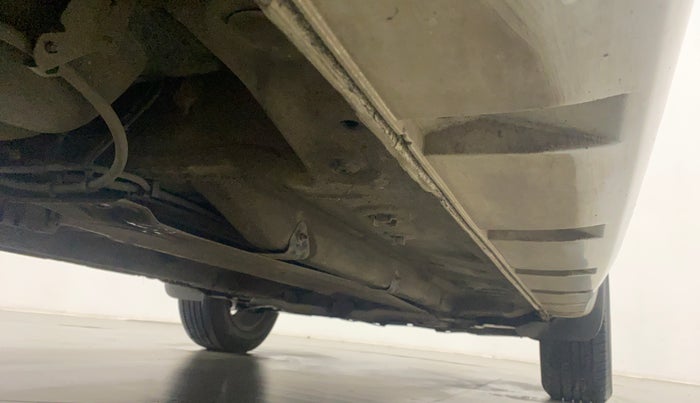 2015 Nissan Terrano XL (D), Diesel, Manual, 1,22,107 km, Right Side Underbody