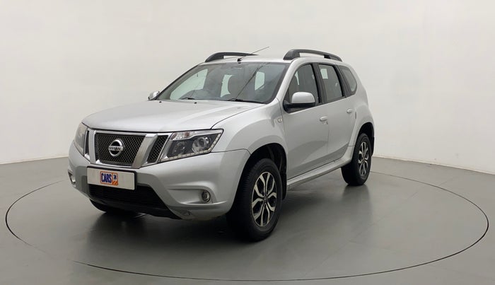 2015 Nissan Terrano XL (D), Diesel, Manual, 1,22,107 km, Left Front Diagonal