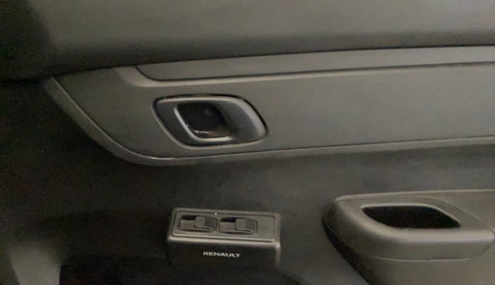 2017 Renault Kwid RXL, Petrol, Manual, 39,435 km, Driver Side Door Panels Control