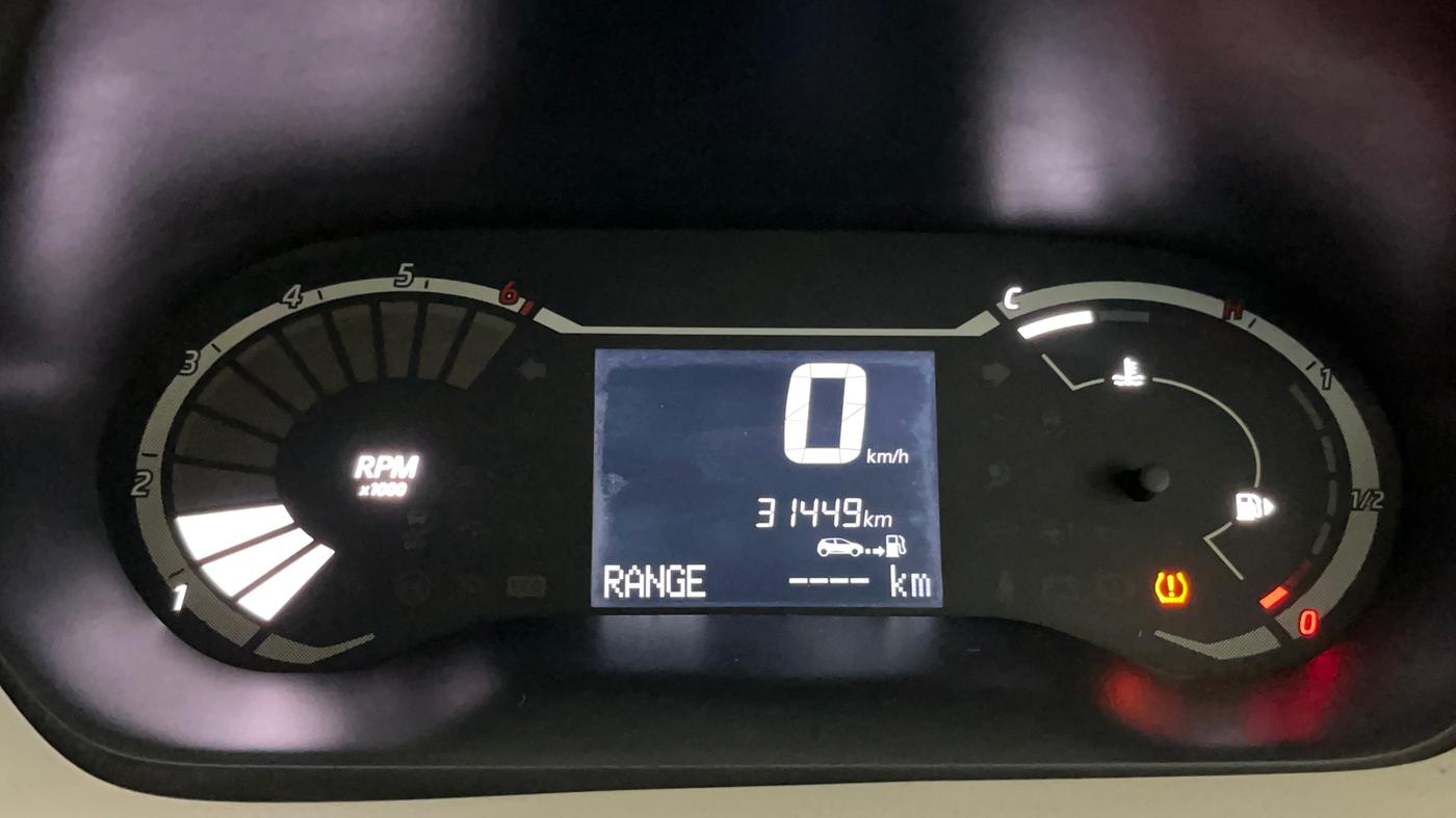 2023 Nissan MAGNITE XL, Petrol, Manual, 31,568 km, Odometer Image