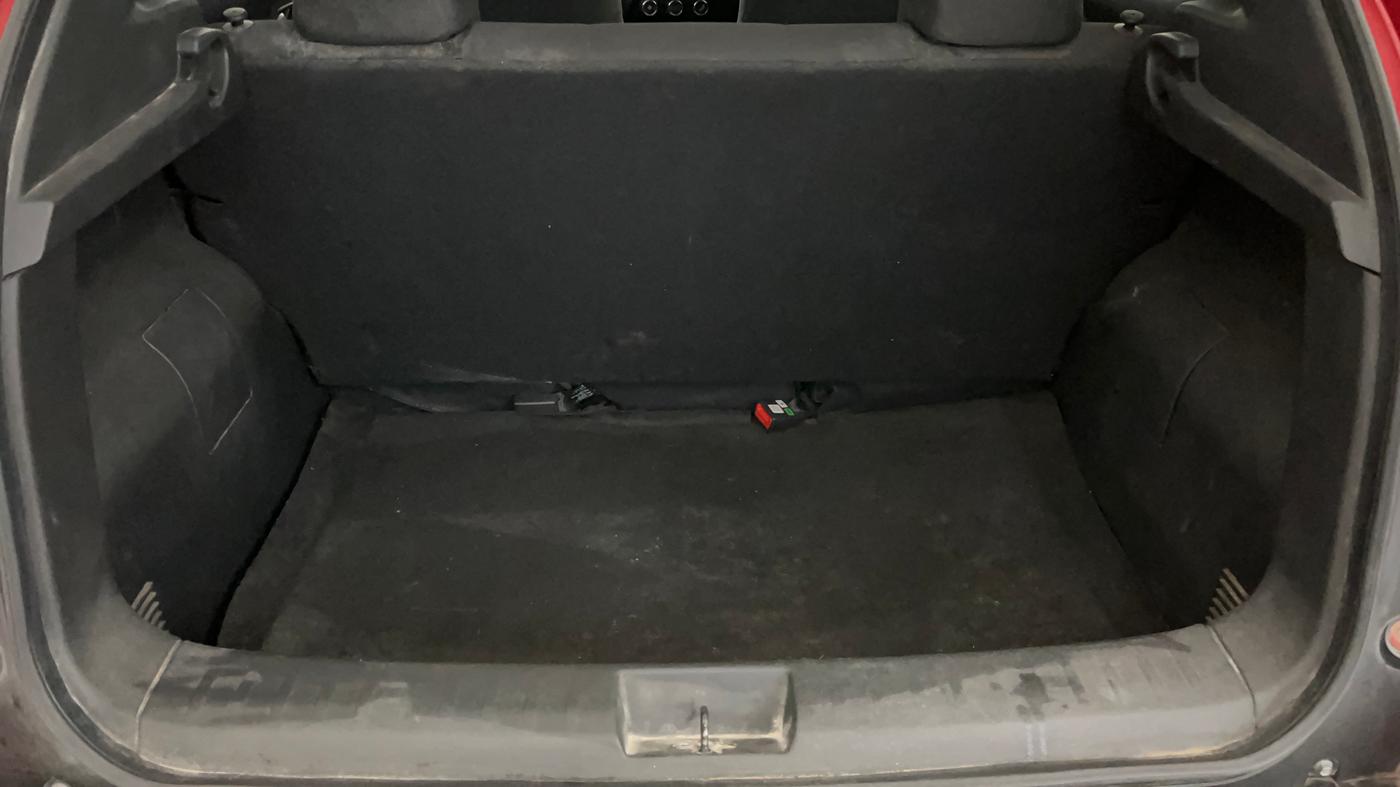 2023 Nissan MAGNITE XL, Petrol, Manual, 31,568 km, Boot Inside