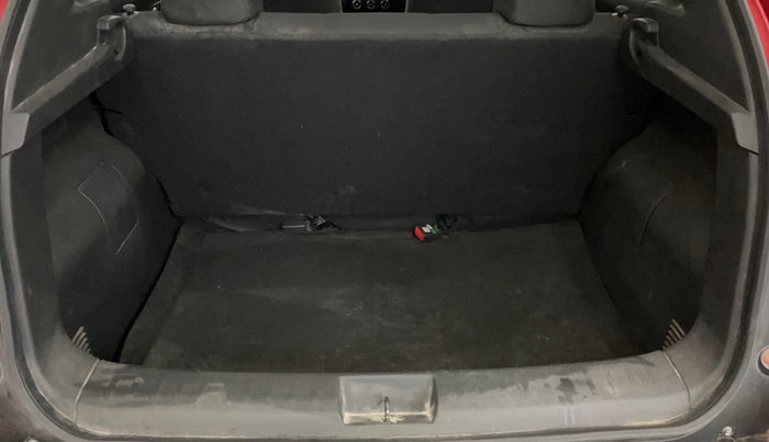 2023 Nissan MAGNITE XL, Petrol, Manual, 31,407 km, Boot Inside